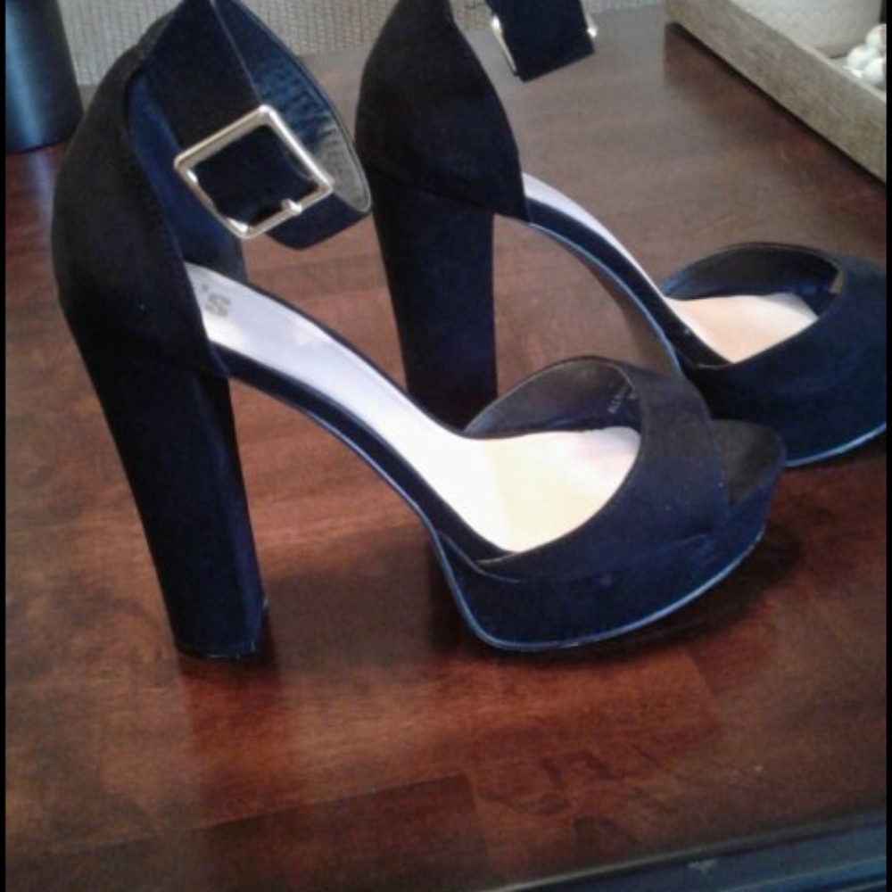 Women heel Shoes
